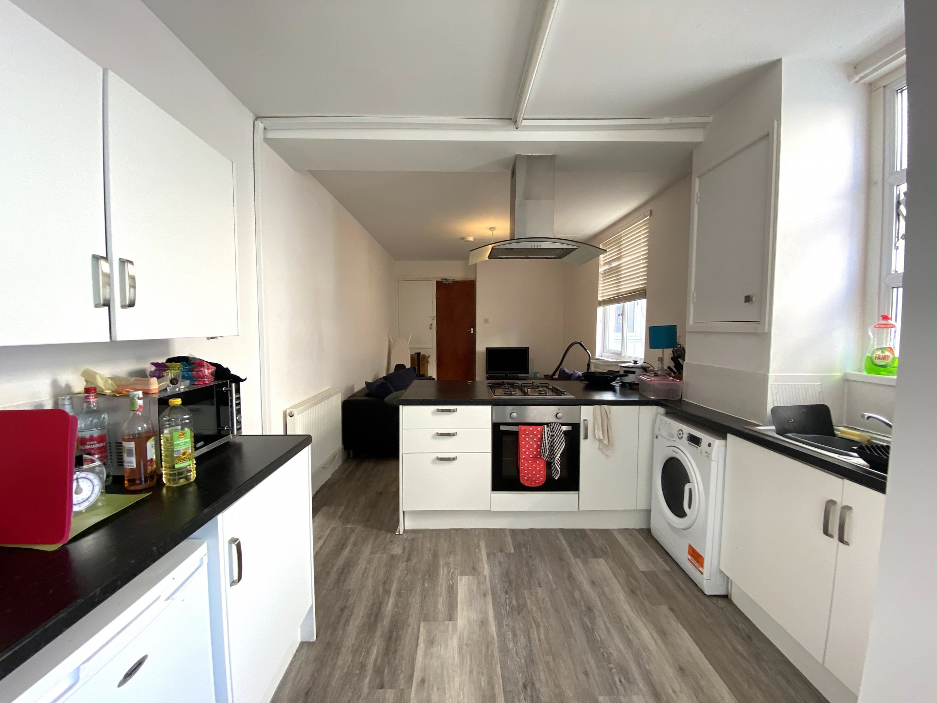 5 bed student house to rent on Mackintosh Place, Cardiff, CF24 4RT