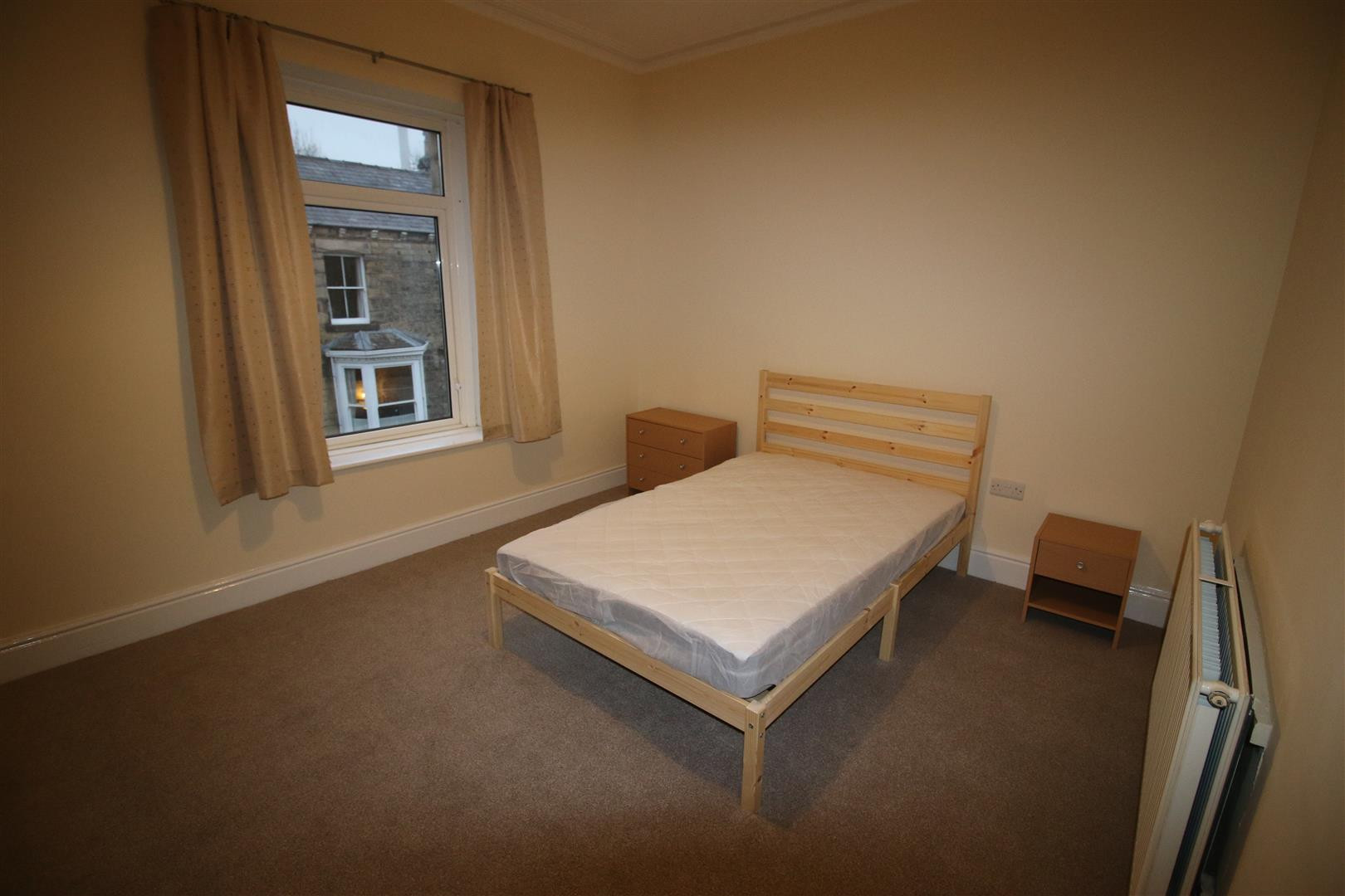 4 bed student house to rent on Portland Street, Lancaster, LA1 1SY ...