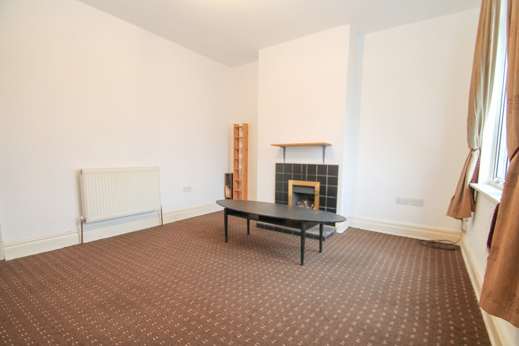 2 bed student house to rent on Harehills Lane, Leeds, LS9 6HJ StuRents