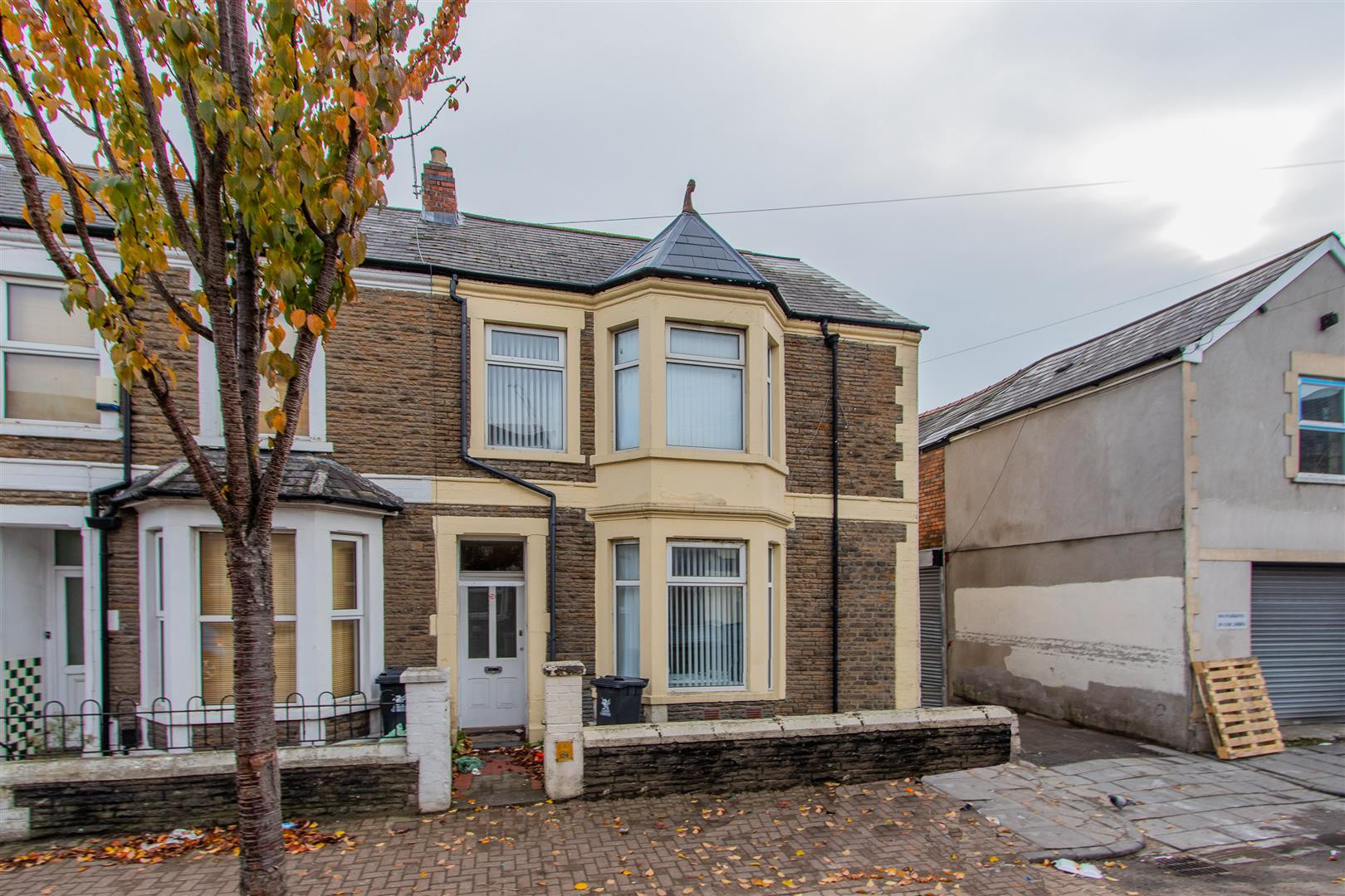 6 bed student house to rent on Arran Street, Cardiff, CF24 3HS StuRents