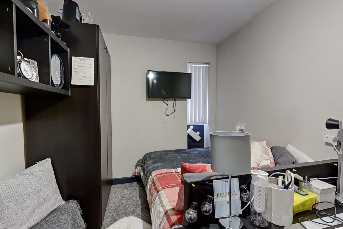 6 bed student house to rent on Vauxhall Road, Liverpool, L3 6BL StuRents