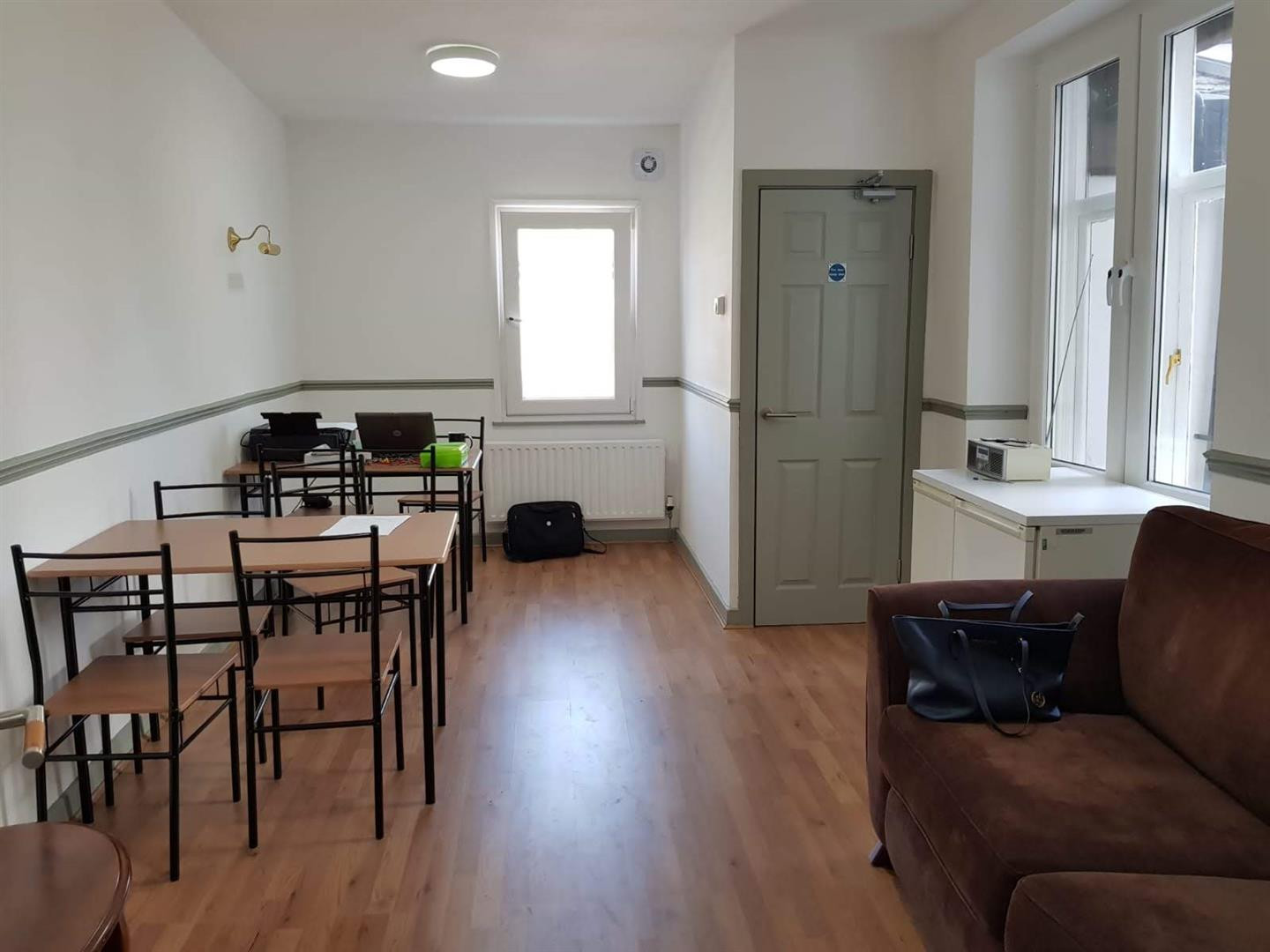 8 bed student house to rent on St. Leonards Gate, Lancaster, LA1 1NN StuRents