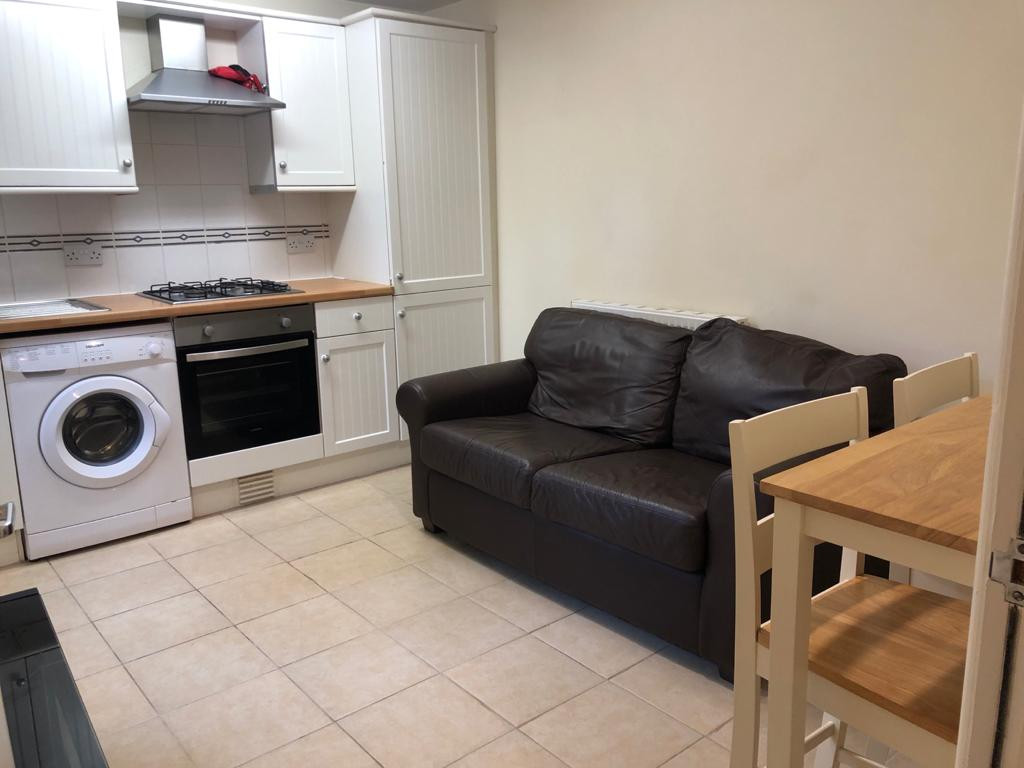 2 bed student house to rent on Wigan Road, Ormskirk, L39 2AU StuRents