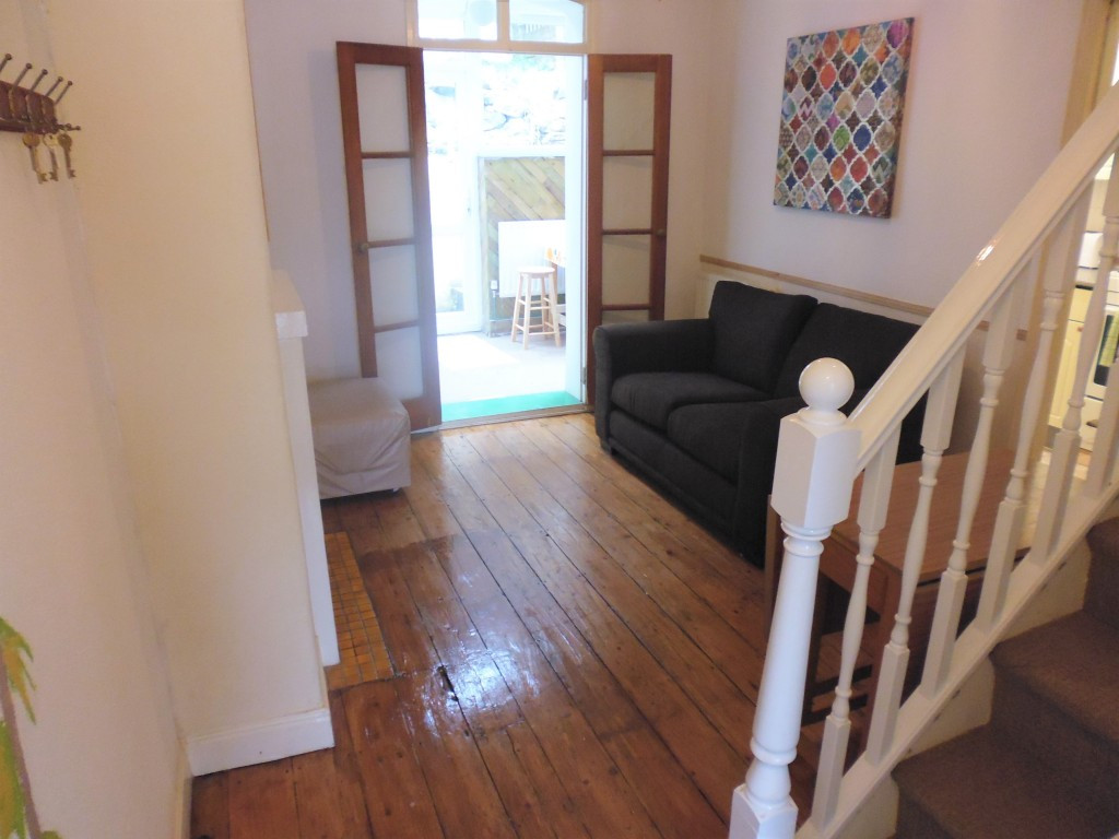 4 bed student house to rent on Taddiford Road, Exeter, EX4 4AY StuRents