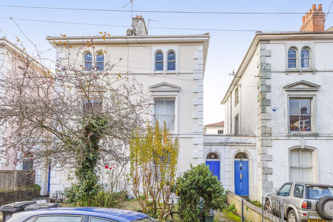 7 bed student house to rent on Highbury Villas, Bristol, BS2 8BX StuRents