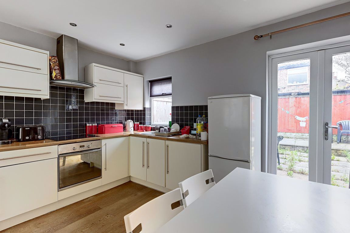 2 bed student house to rent on Gordon Street, Liverpool, L15 0ED StuRents