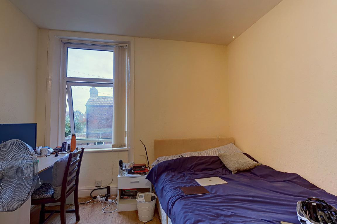 3 bed student house to rent on Smithdown Road, Liverpool, L15 3JA