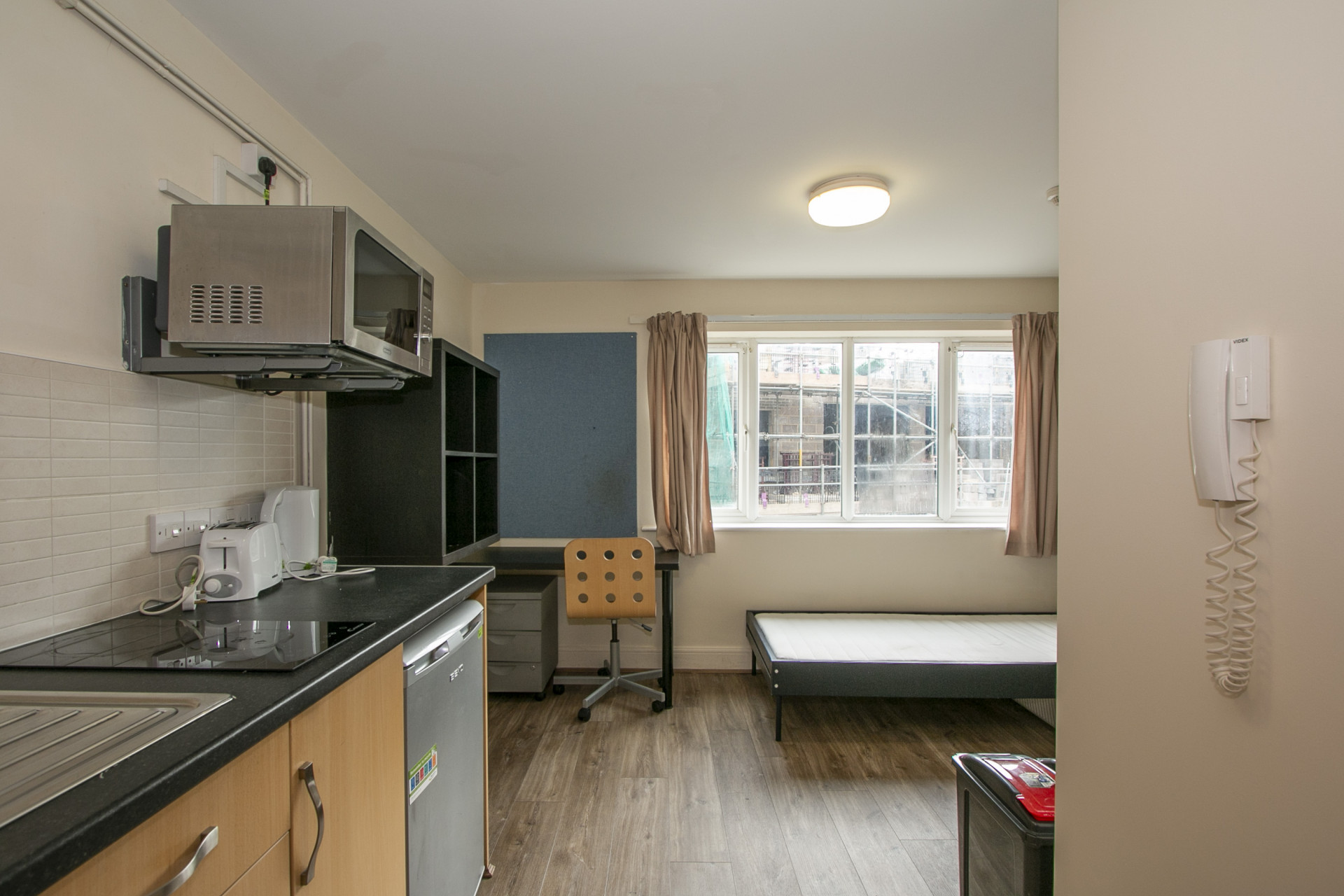 Studio student flat to rent on Wimborne Road, Bournemouth, BH9 2AH