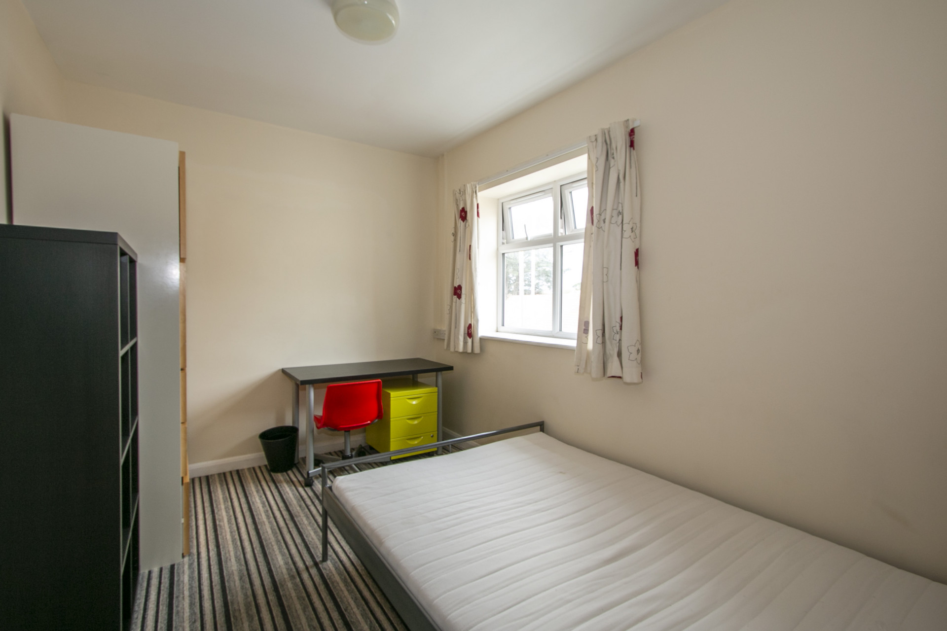 Studio student flat to rent on Wimborne Road, Bournemouth, BH9 2AH
