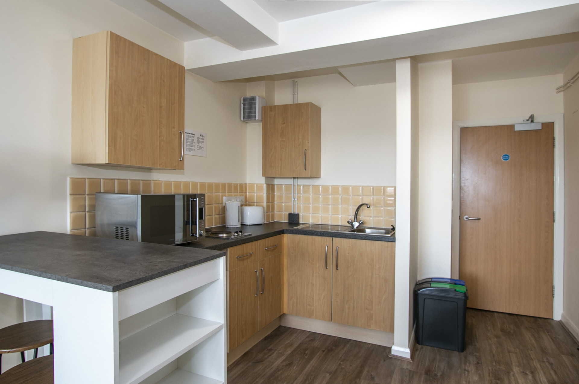 Studio student flat to rent on Wimborne Road, Bournemouth, BH9 2AH