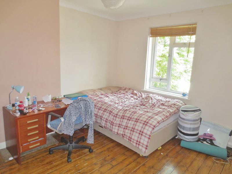 3 bed student house to rent on Ringmer Drive, Brighton, BN1 9HW StuRents