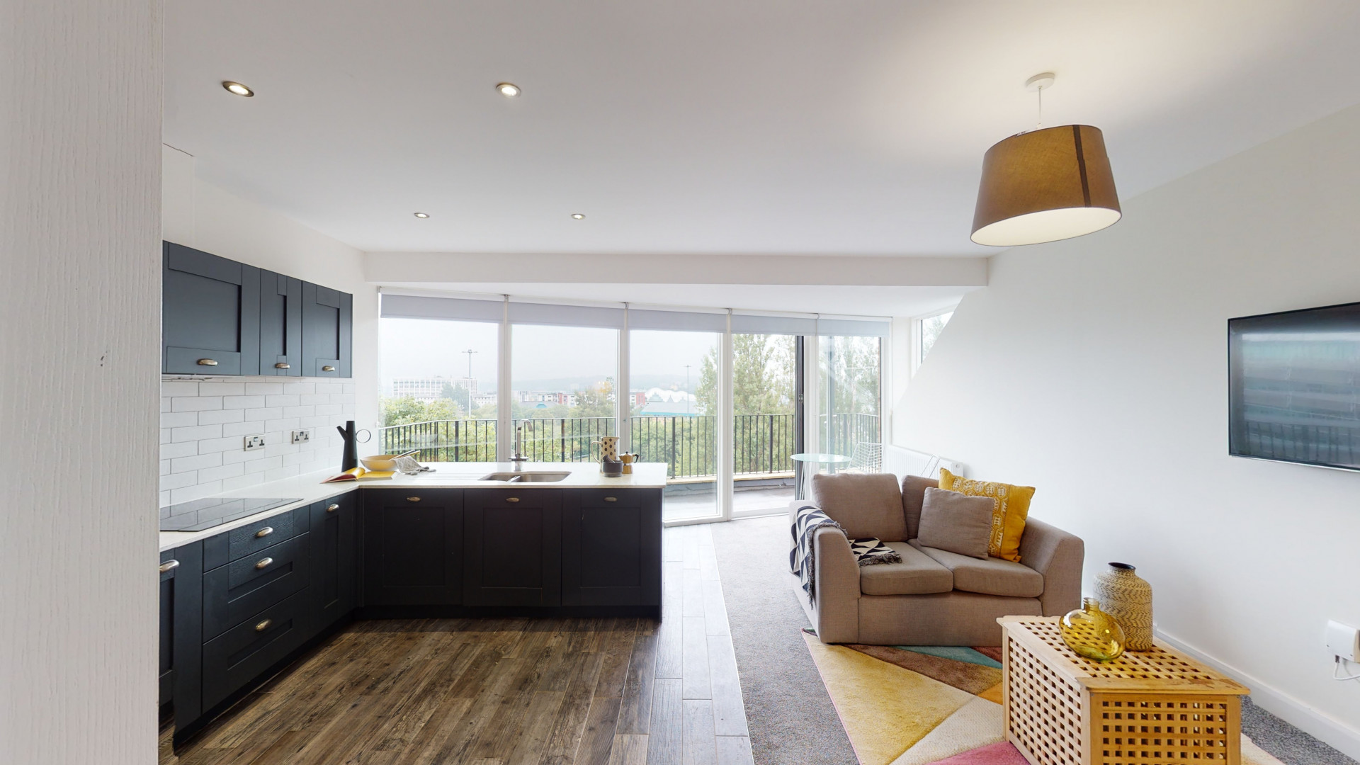 Premium Apartment with Terrace (4Bed) student 4 bed flat to rent on