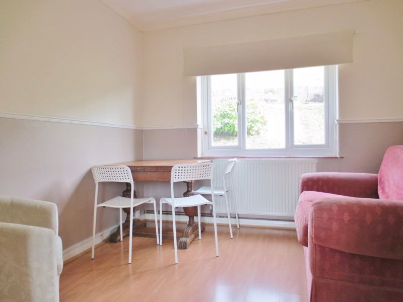 4 bed student house to rent on Auckland Drive, Brighton, BN2 4JD StuRents