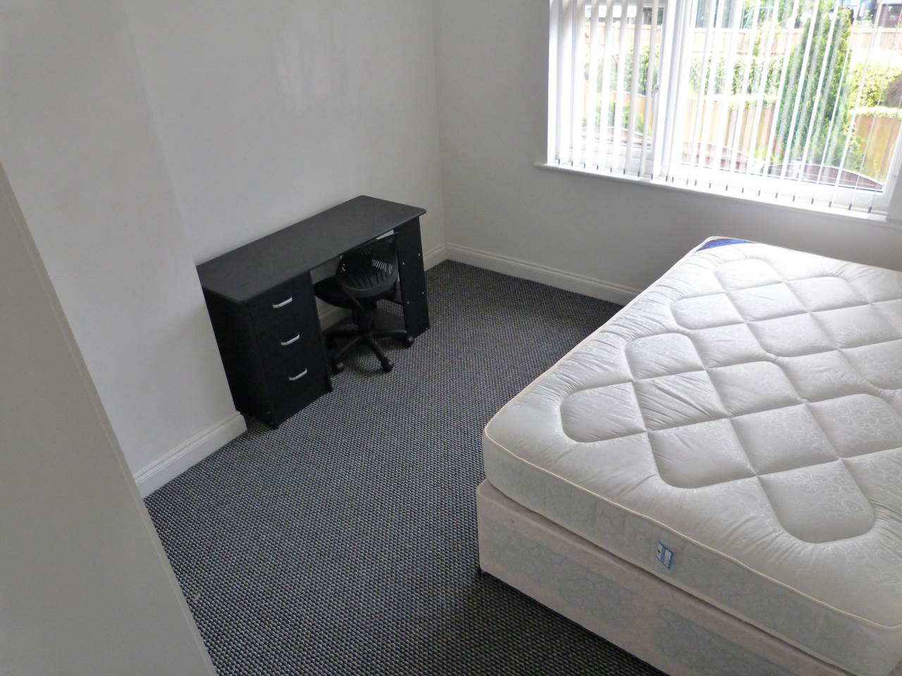 4 bed student house to rent on CROFTSON AVENUE, Ormskirk, L39 1NJ