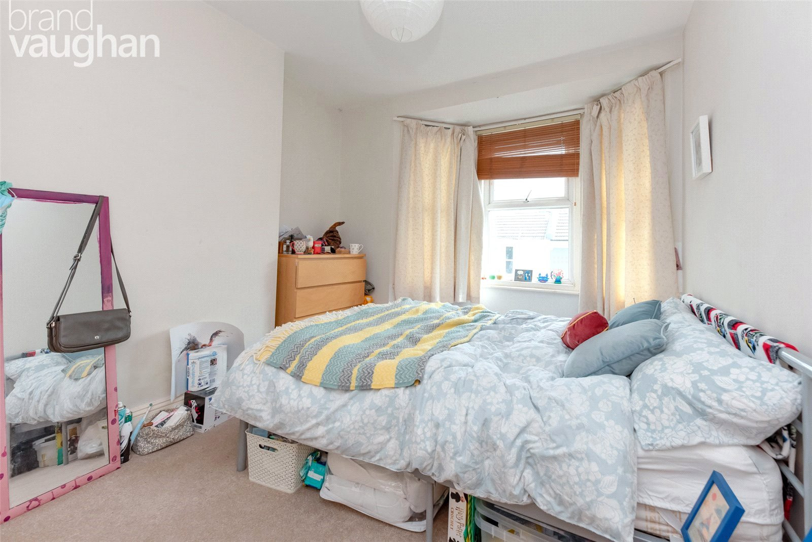 4 bed student house to rent on Bentham Road, Brighton, BN2 9XD StuRents