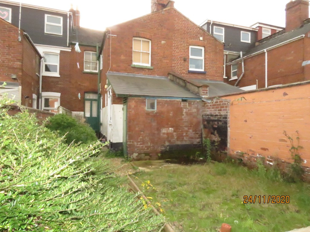 5 bed student house to rent on 186 Pinhoe Road, Exeter, EX4 7HH StuRents