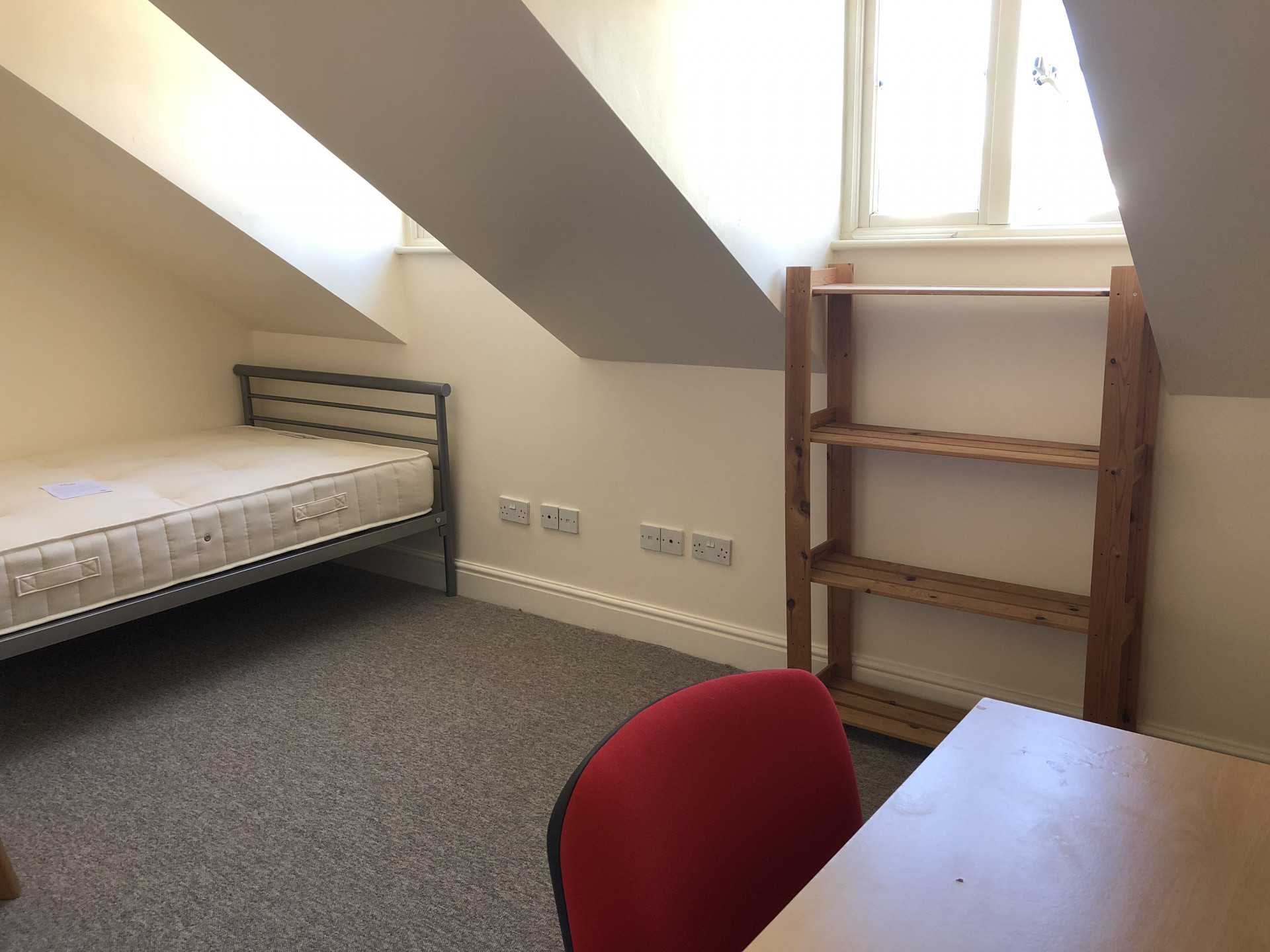 5 bed student house to rent on Bar End Road, Winchester, SO23 9NE