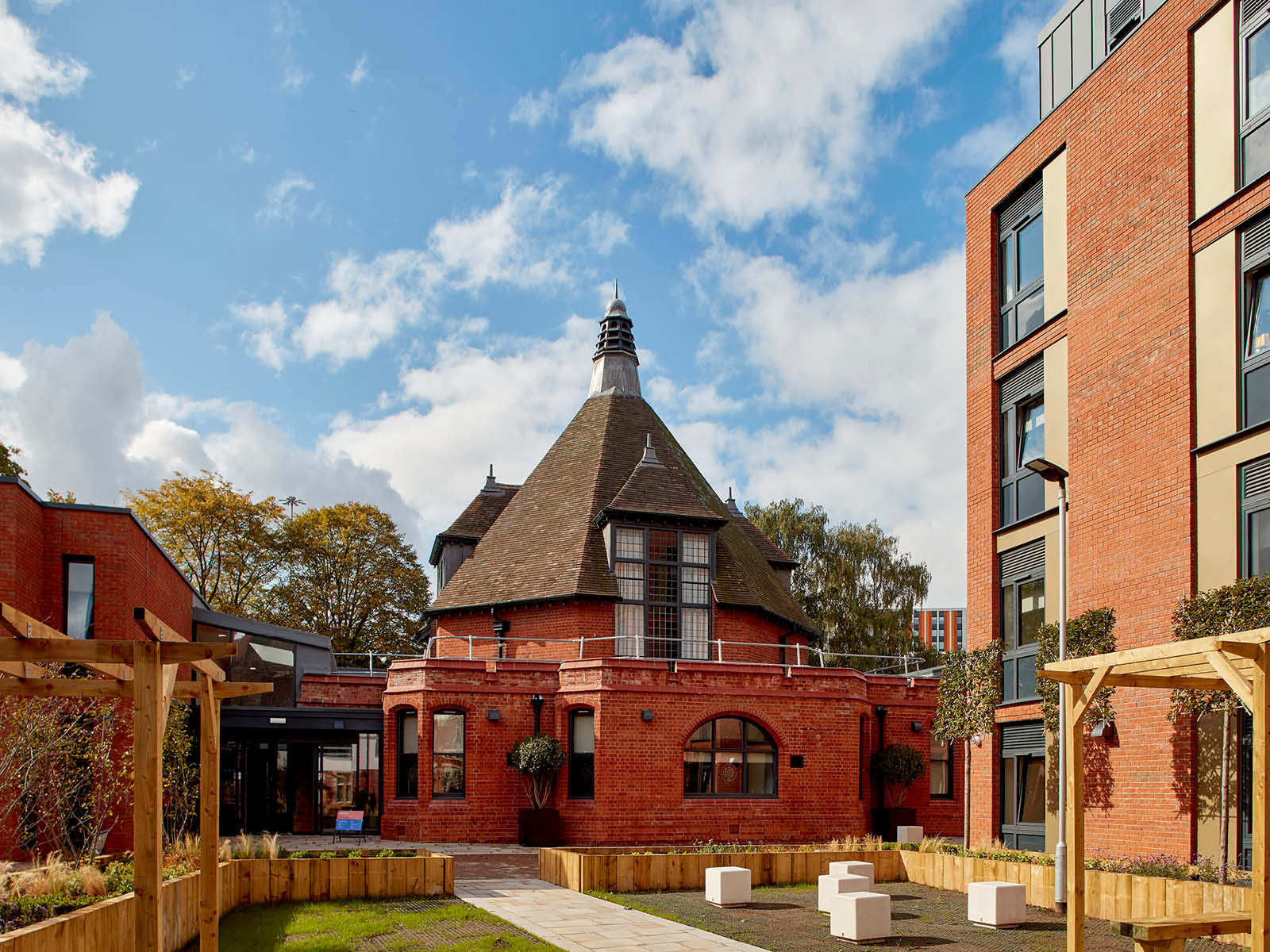 Silver En Suite student 1 bed flat to rent on Stoney Stanton Road