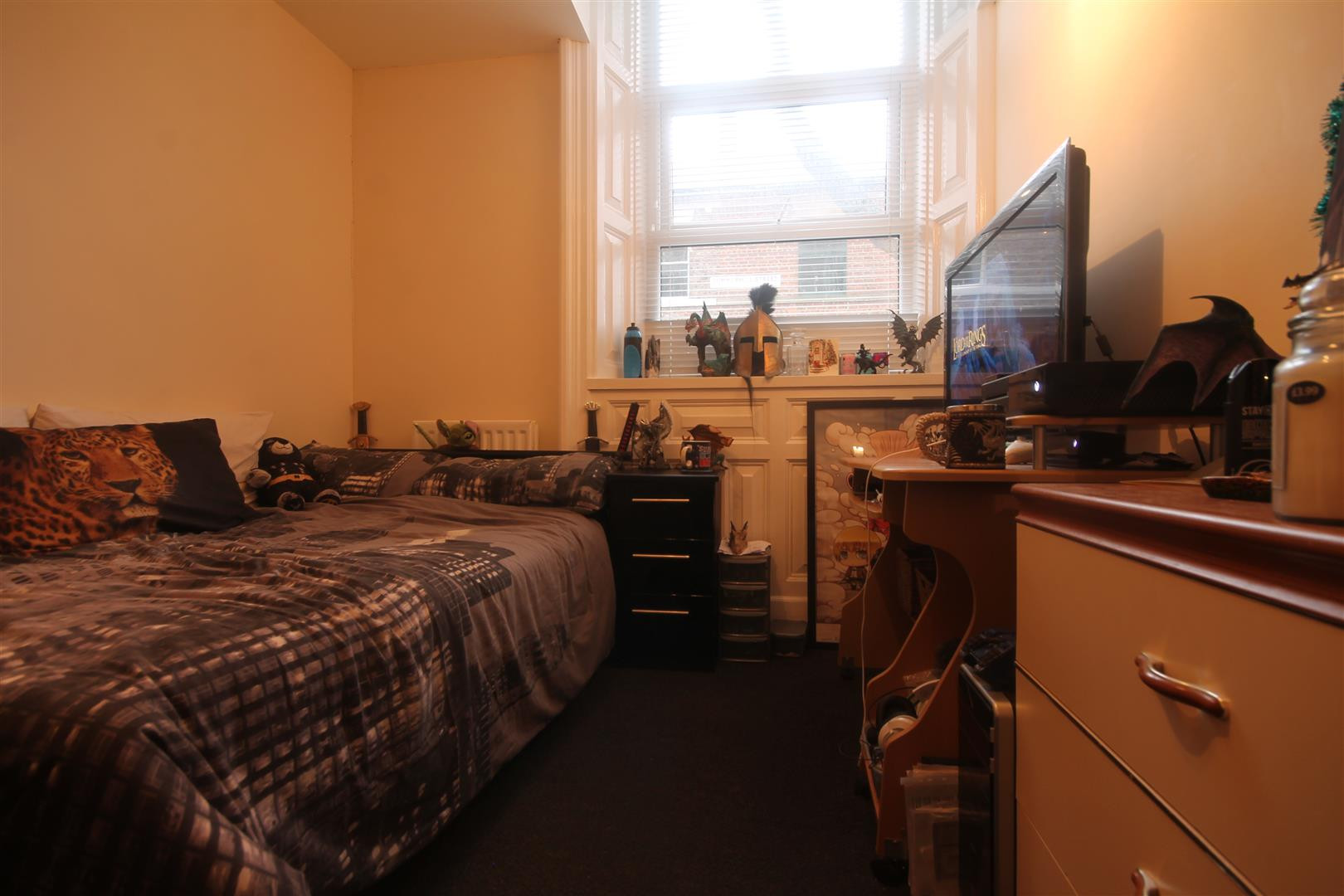 5 bed student house to rent on Westgate Road, Newcastle, NE4 6AJ StuRents