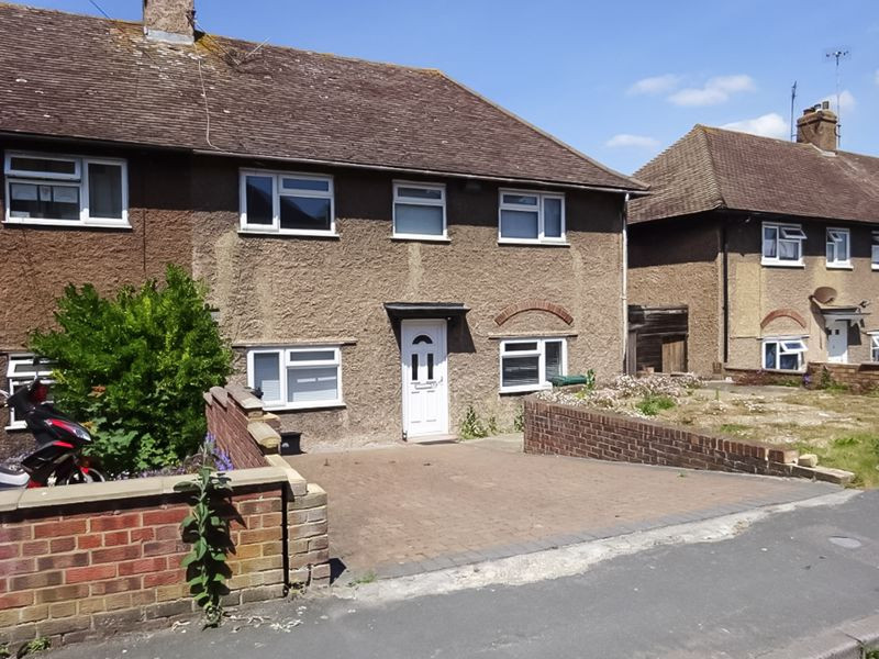 4 bed student house to rent on Southall Avenue, Brighton, BN2 4BA