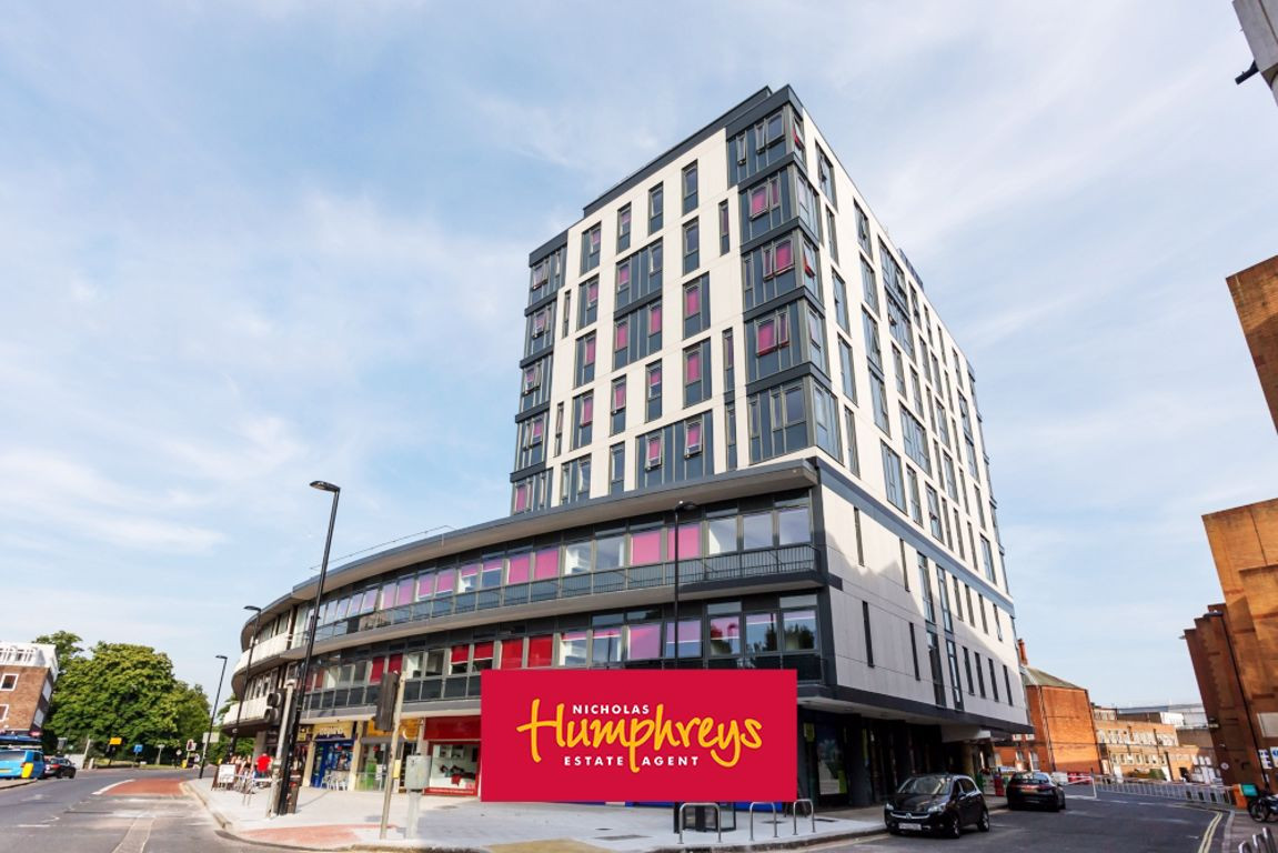 Student studio flat to rent on Marland House, Southampton, SO14 7BN