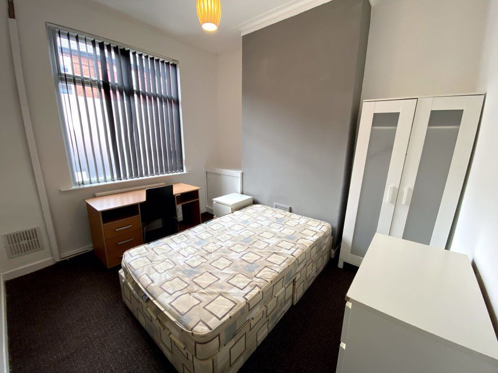 3 bed student house to rent on Eston Street, Manchester, M13 0FF StuRents