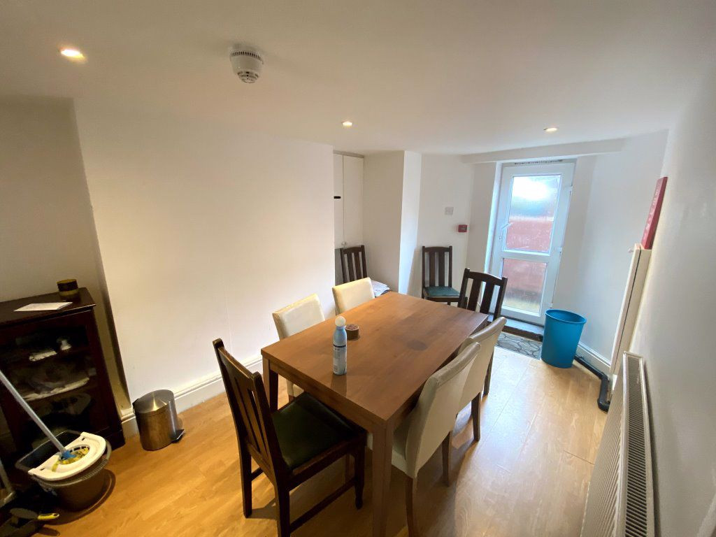 5 bed student house to rent on Upper Kent Road, Manchester, M14 5DH