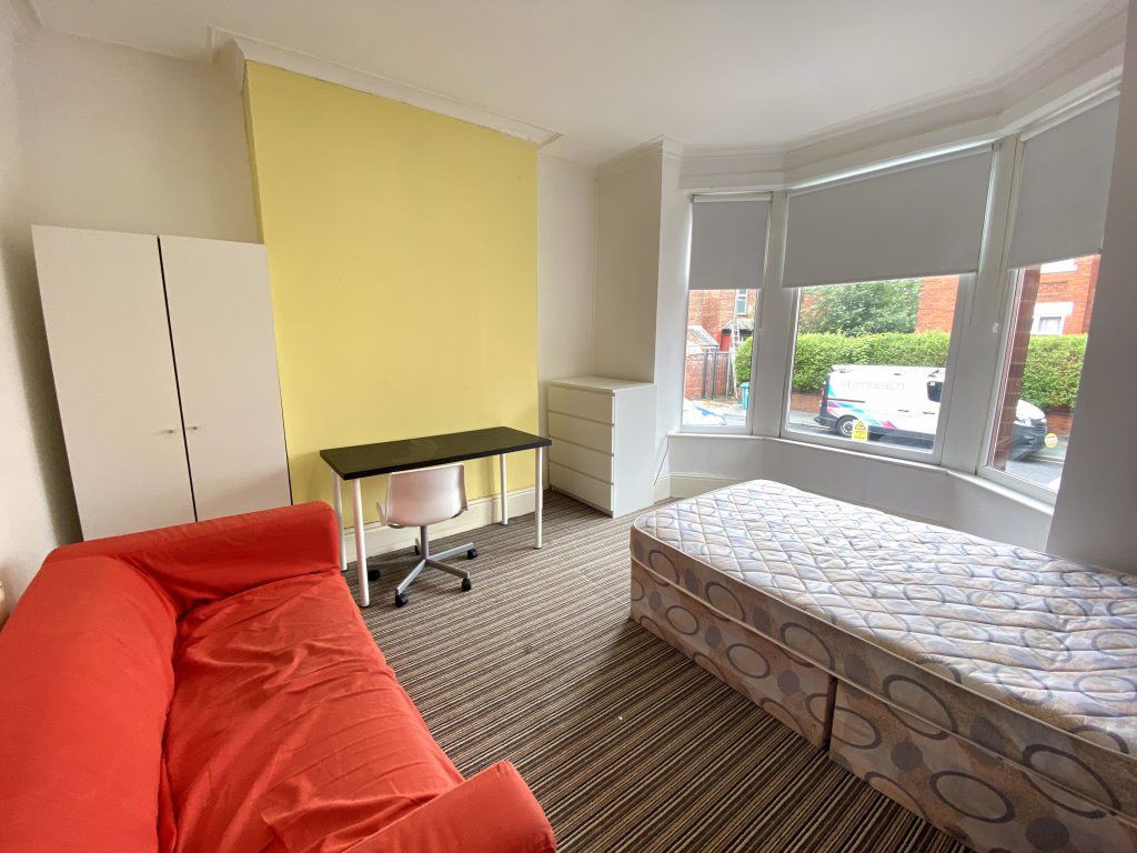 6 bed student house to rent on Victoria Park, Manchester, M14 5DH