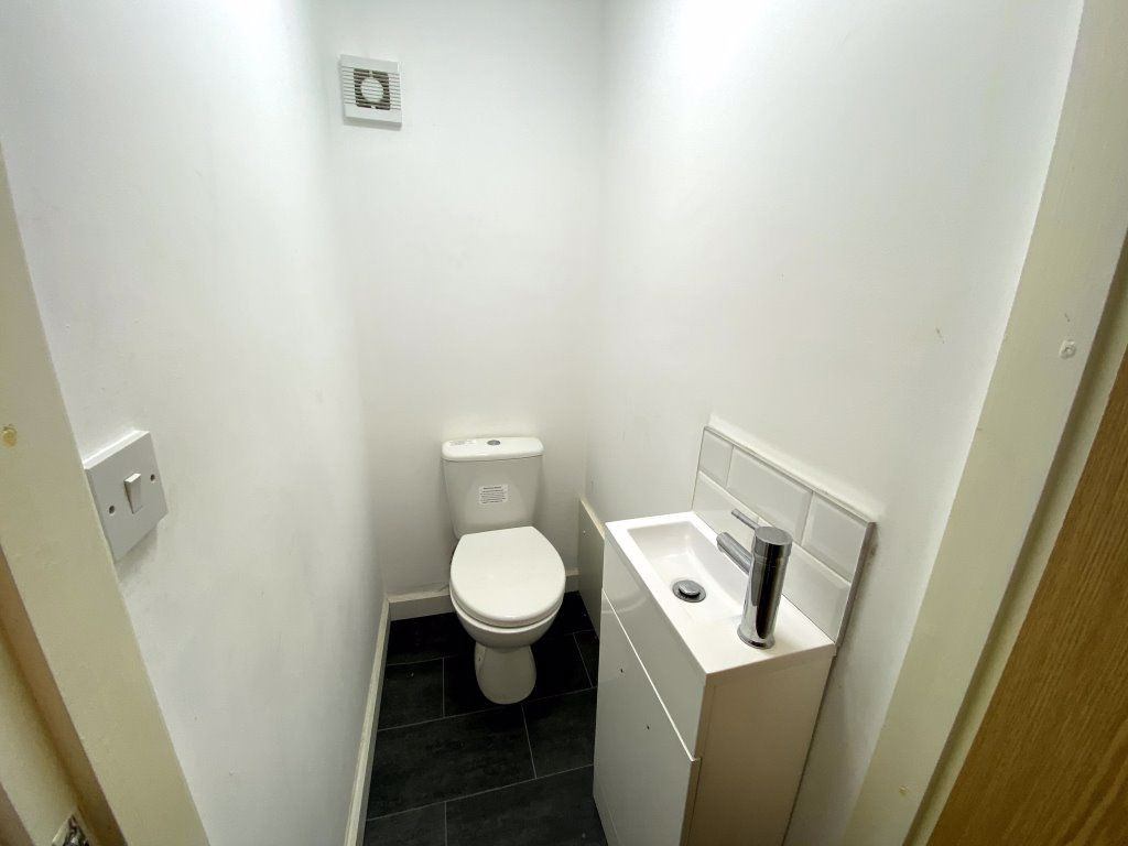 6 bed student house to rent on Victoria Park, Manchester, M14 5DH