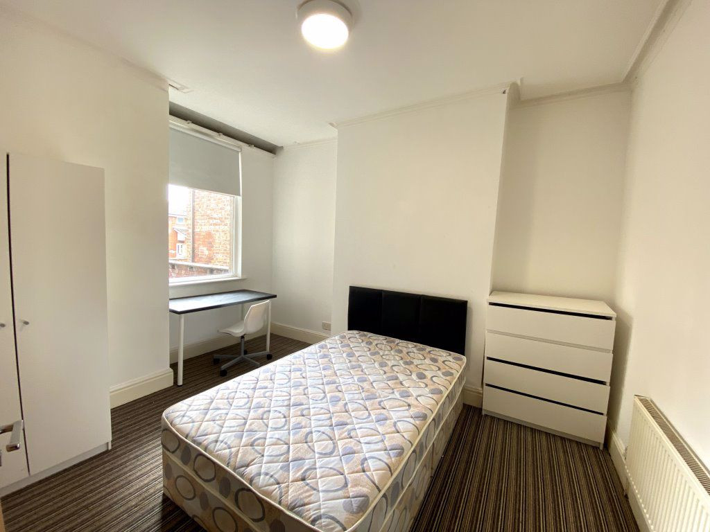 6 bed student house to rent on Victoria Park, Manchester, M14 5DH