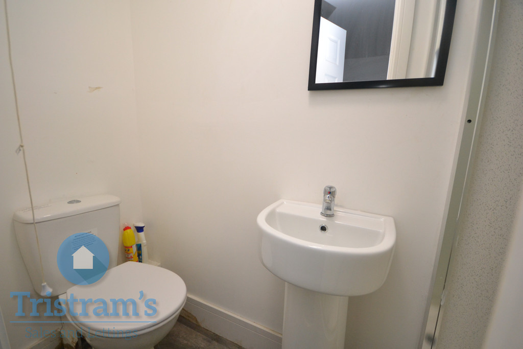 Student studio flat to rent on Alfreton Road, Nottingham, NG7 3PE