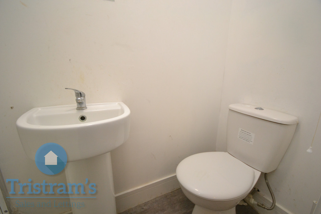 Student studio flat to rent on Alfreton Road, Nottingham, NG7 3PE
