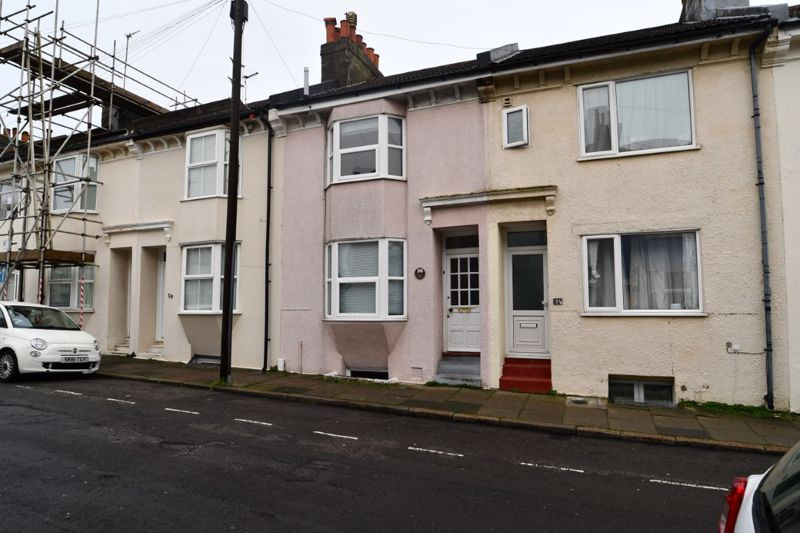 4 bed student house to rent on St. Pauls Street, Brighton, BN2 3HR