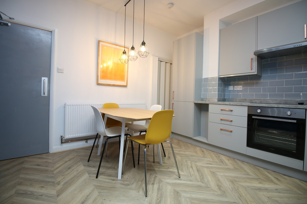 Student studio flat to rent on Wilton Street, Nottingham, NG6 0EQ