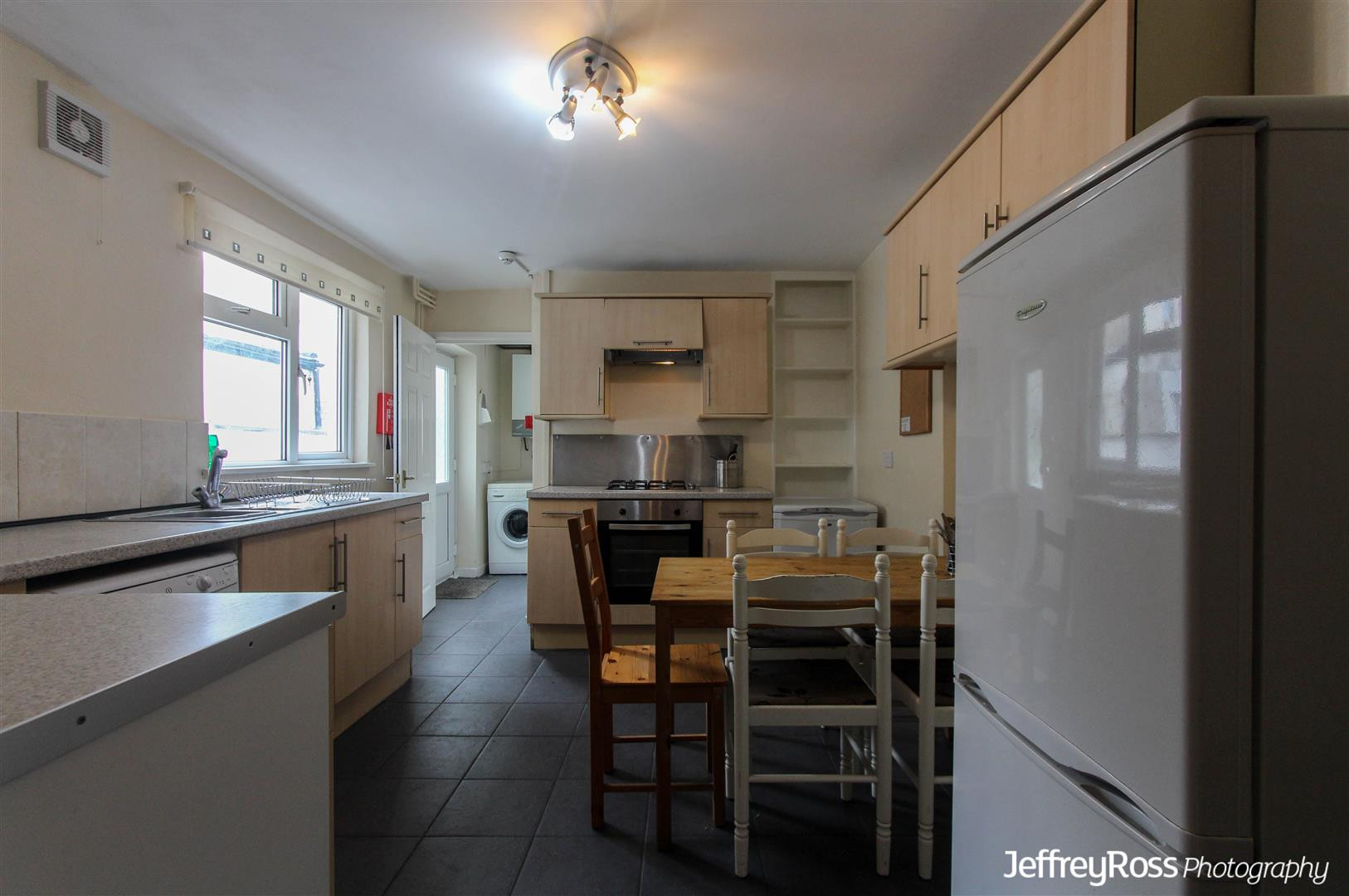 5 bed student house to rent on Alfred Street, Cardiff, CF24 4TZ StuRents