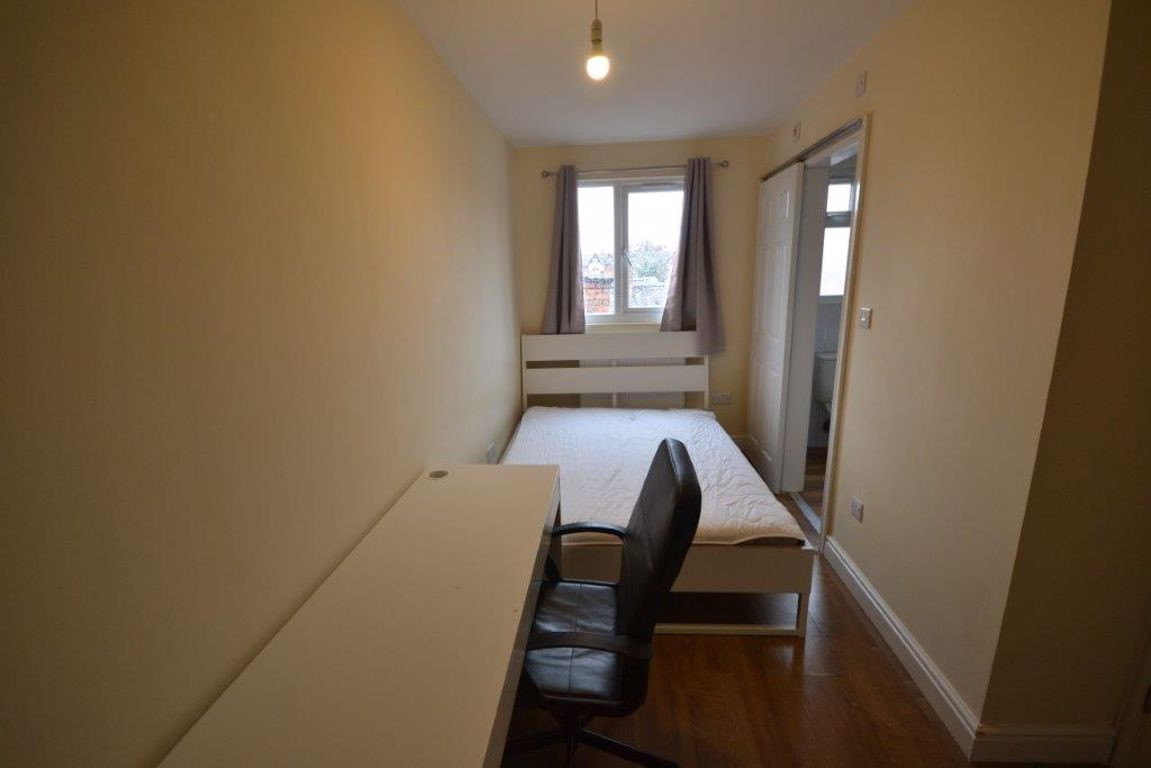 5 bed student house to rent on Wilberforce Road, Leicester, LE3 0DH