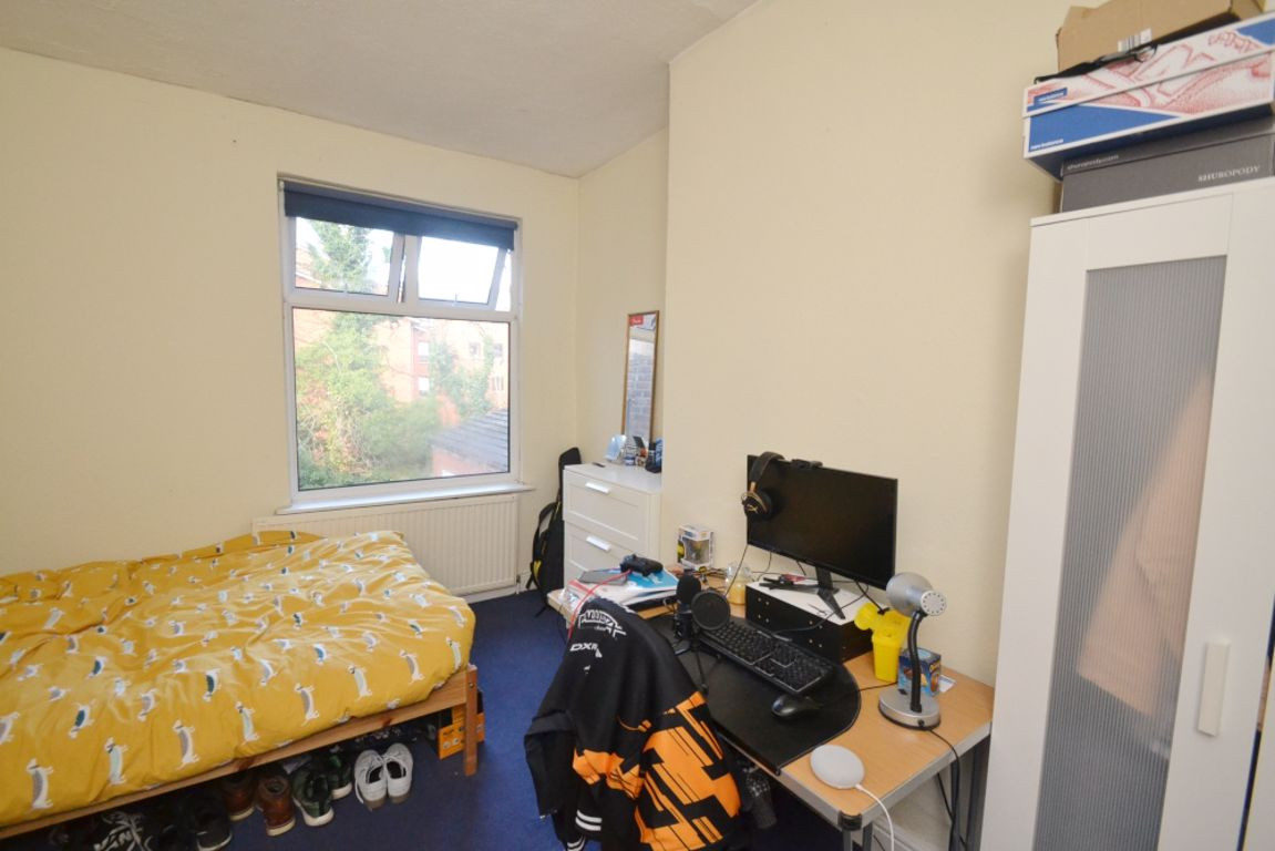4 bed student house to rent on Victoria Park, Manchester, M14 5PP