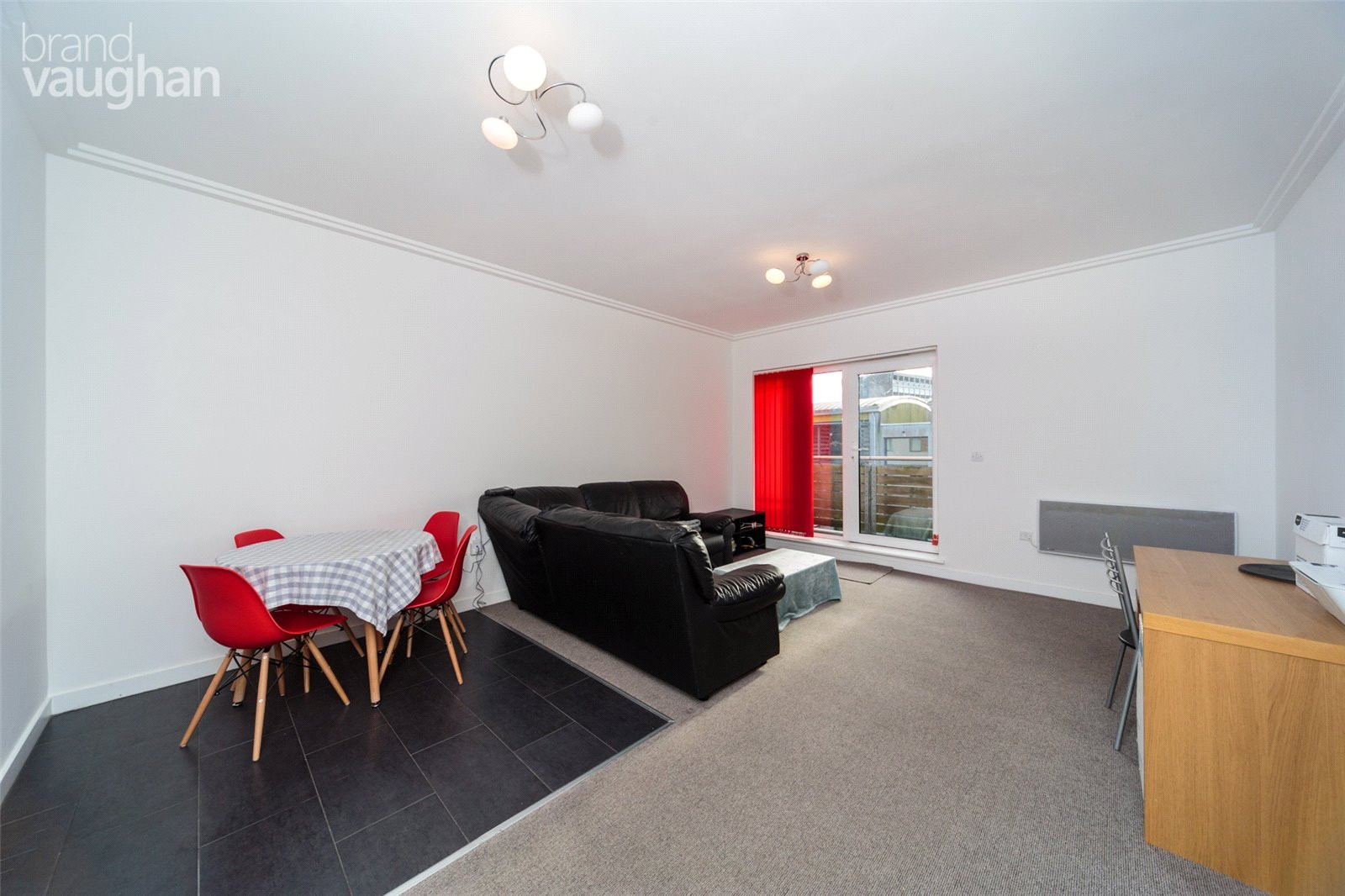 3 bed student house to rent on Kingscote Way, Brighton, BN1 4HA StuRents