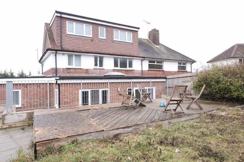 6 bed student house to rent on Fernhurst Crescent, Brighton, BN1 8FD