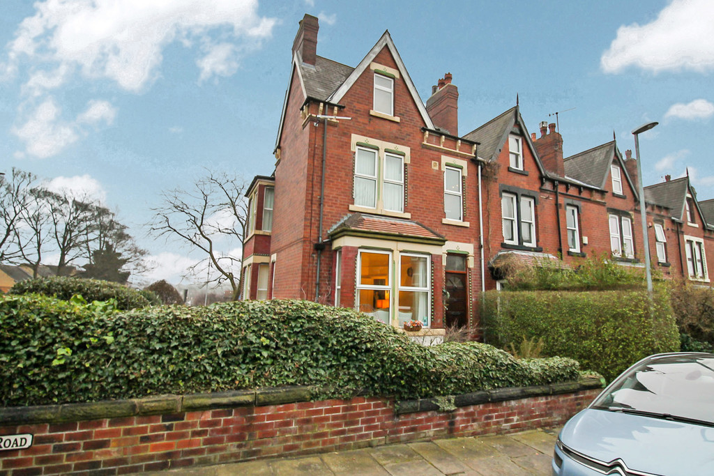 6 bed student house to rent on Hilton Road, Leeds, LS8 4HA StuRents