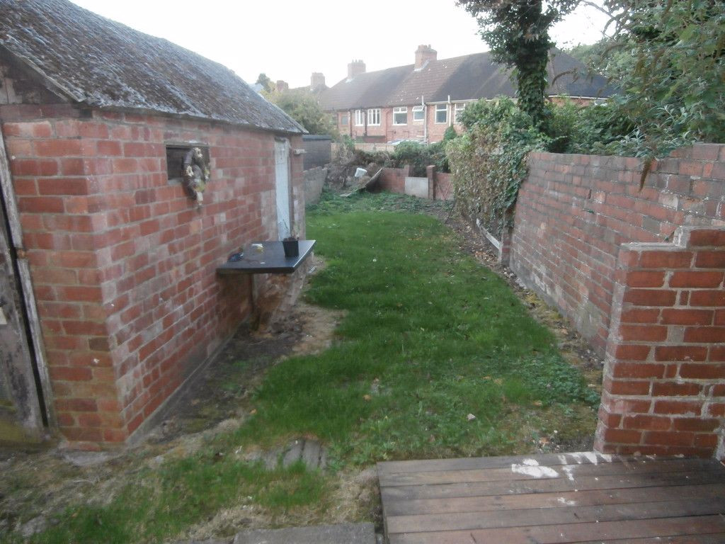 3 bed student house to rent on Strathmore Avenue, Coventry, CV1 2AJ StuRents