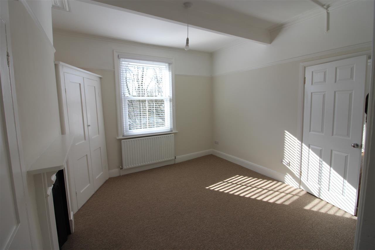 Student studio flat to rent on Westridge Road, Southampton, SO17 2HN StuRents