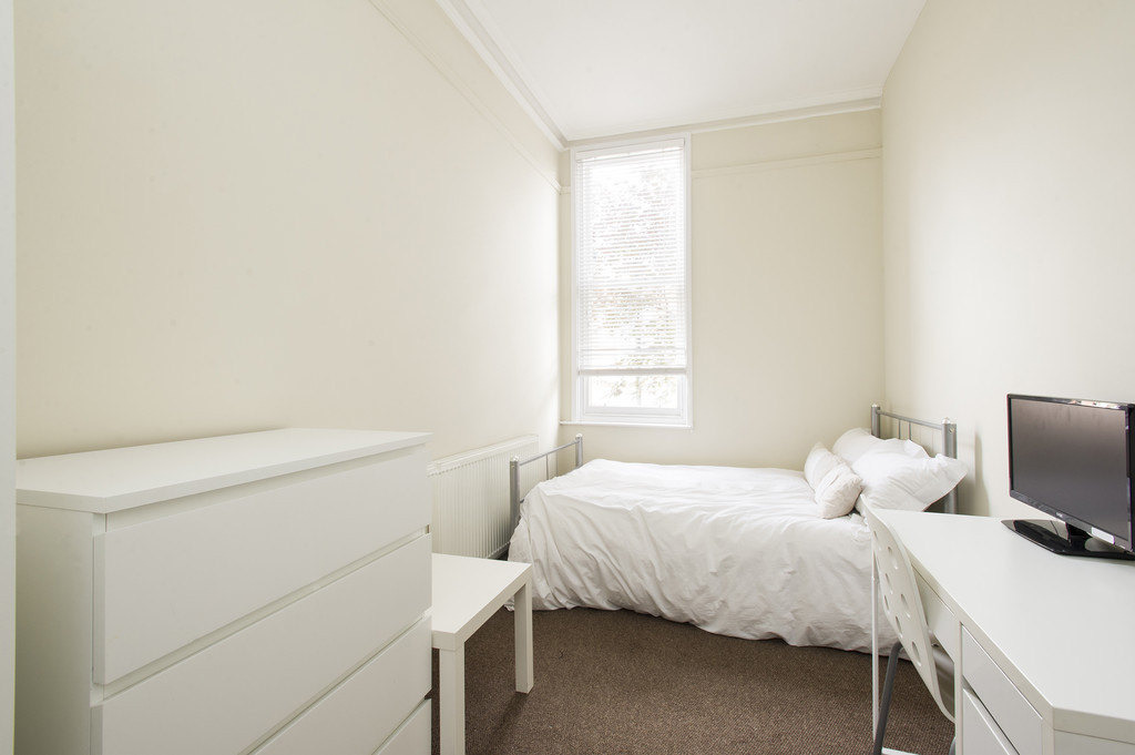 7 bed student house to rent on Clarendon Street, Nottingham, NG1 5HQ