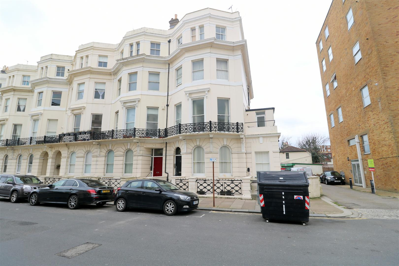 Student studio flat to rent on St. Aubyns, Brighton, BN3 2TB StuRents