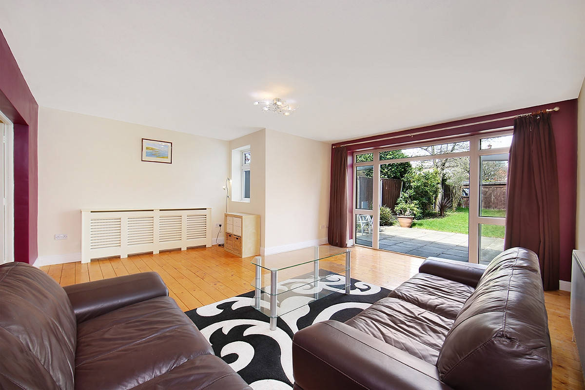 Student studio flat to rent on Pollard Road, London, N20 0UE StuRents