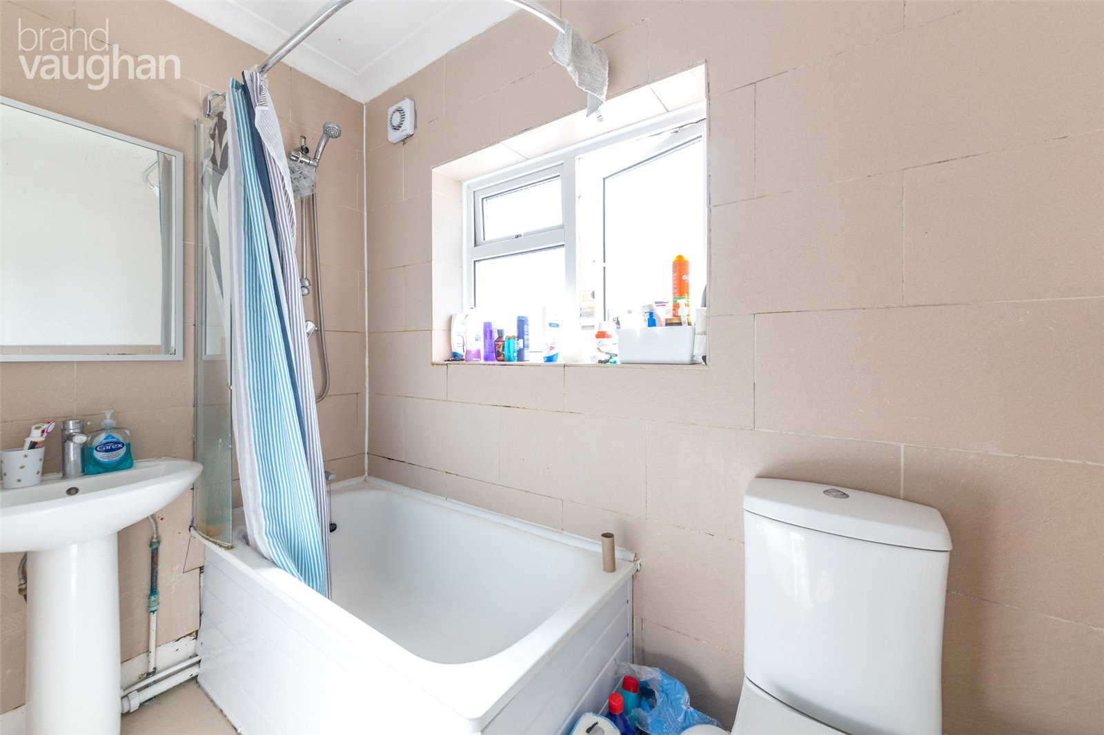 4 bed student house to rent on Exeter Street, Brighton, BN1 5PH StuRents