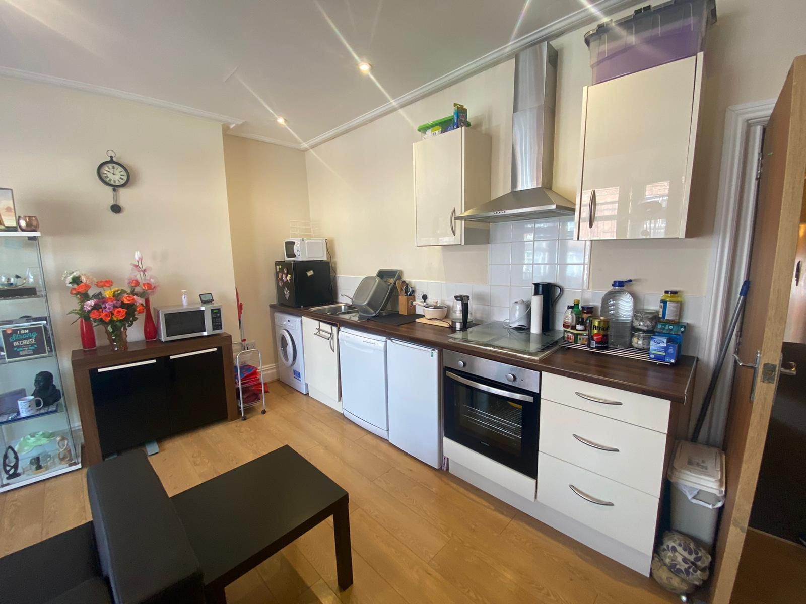 2 bed student house to rent on East Park Road, Leicester, LE5 5HH