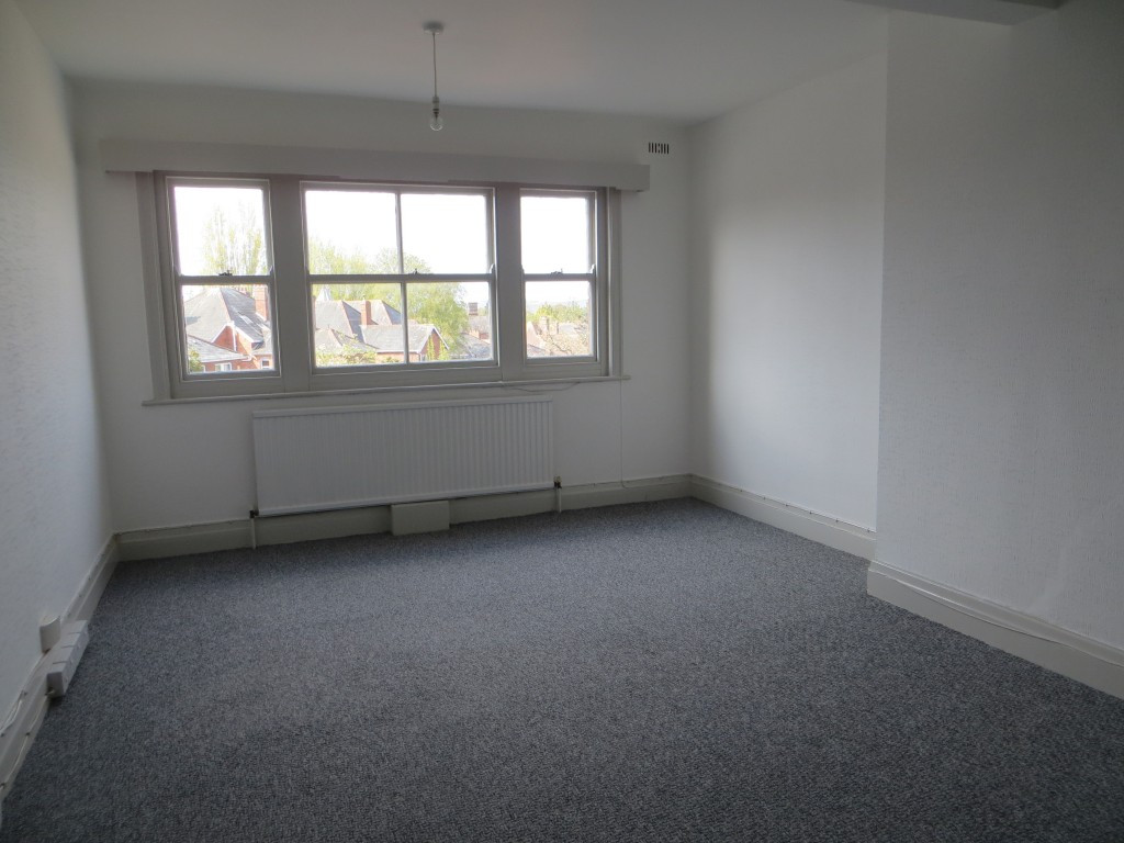 6 bed student house to rent on 58 Heavitree Road, Exeter, EX1 2LQ