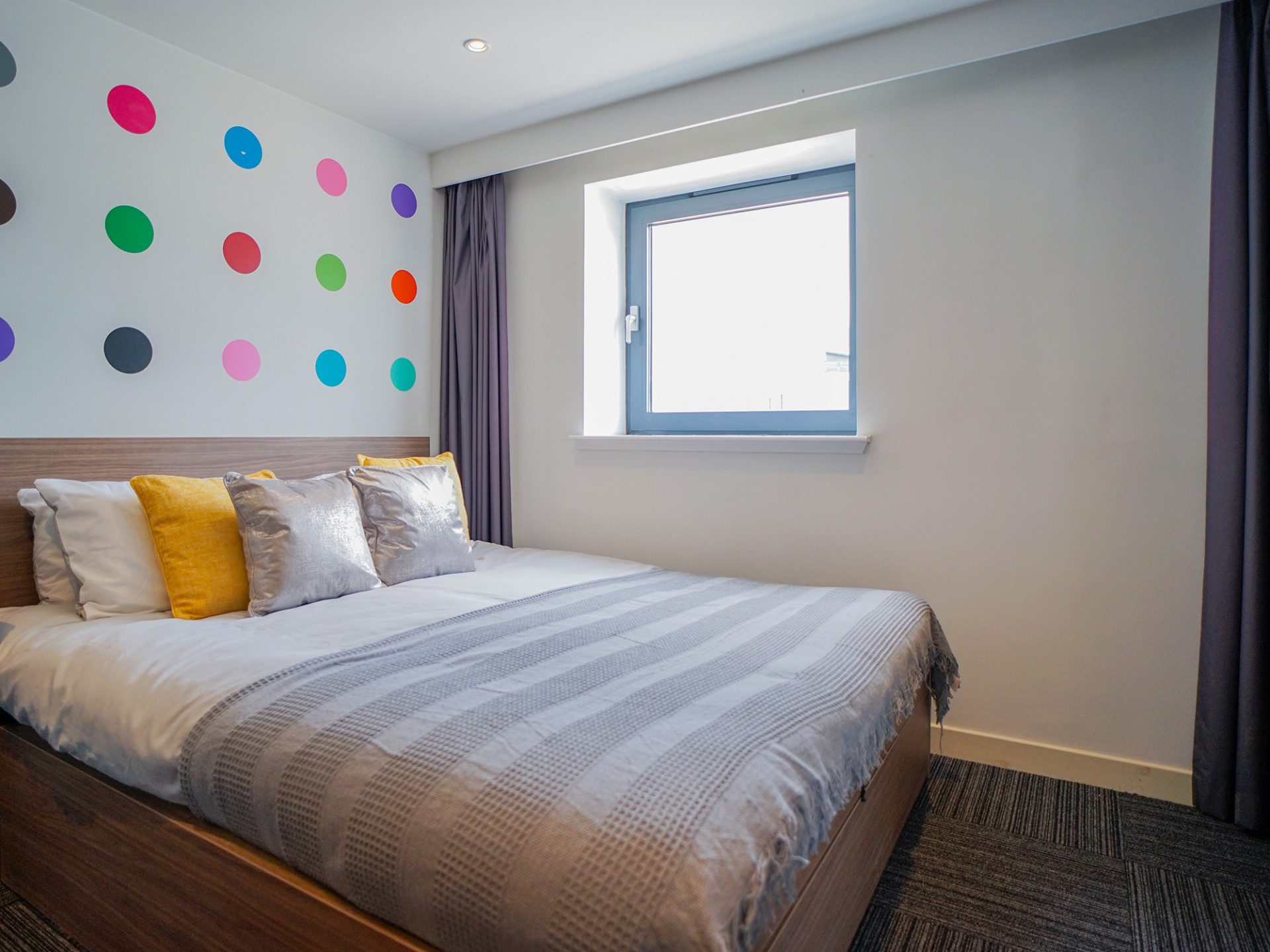 2 Bedroom Apartment student flat to rent on Port Dundas Place, Glasgow