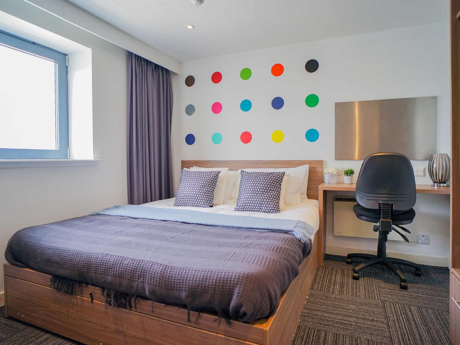 2 Bedroom Apartment student flat to rent on Port Dundas Place, Glasgow